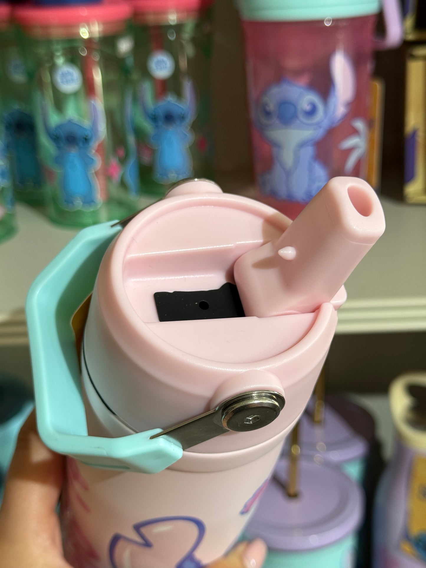 Botella Stitch con Tapa Insulada – 600 ml | Térmica y Hermética